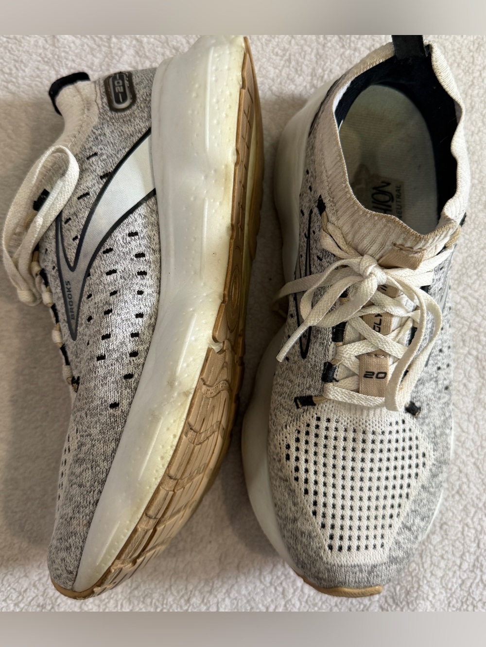 Brooks Womens Glycerin 20 Stealth Fit Running Sneakers Shoes Grey Size 7.5